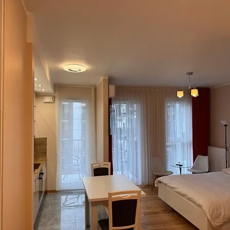 Garbary 84 Parking Free Апартаменты