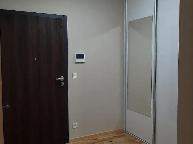 Garbary 84 Parking Free Апартаменты