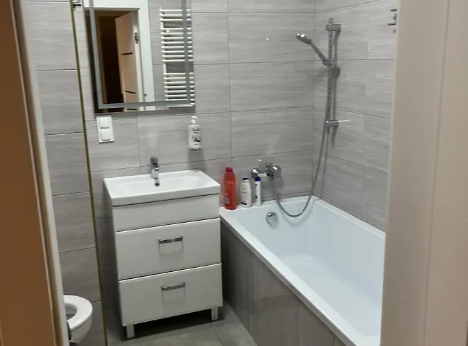 Garbary 84 Parking Free